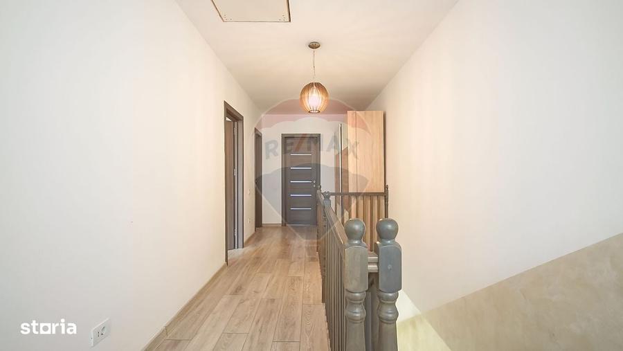 Casă cu 3 camere în Central