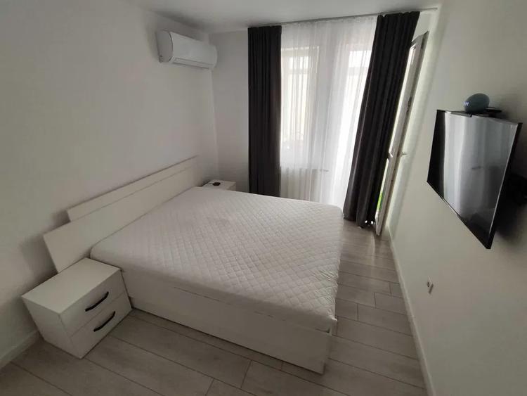 Apartament cu 4 camere decomandat în Sud