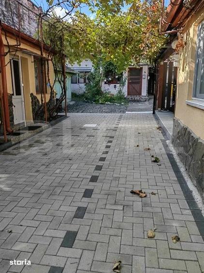Casă cu 2 camere cu Teren 100 Mp în Central