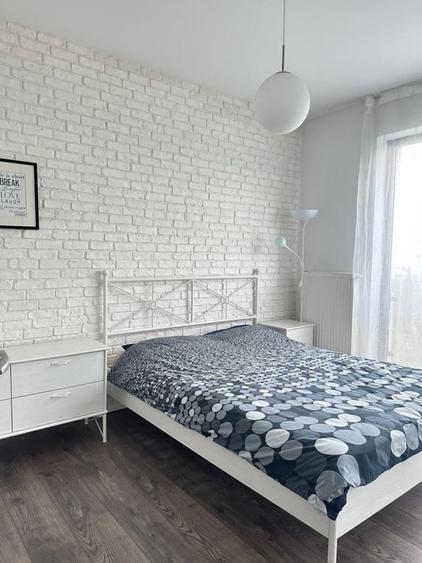 Apartament cu 3 camere semidecomandat în Dosu Bricii