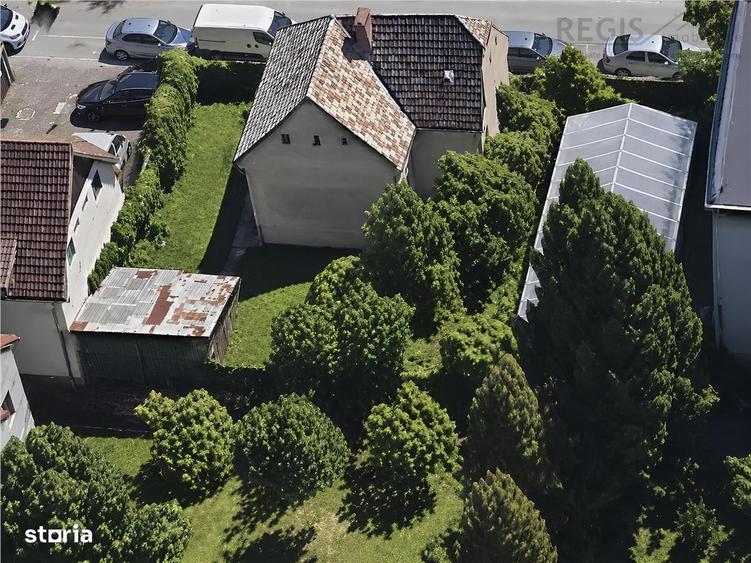 Casă cu 2 camere cu Teren 483 Mp în Central
