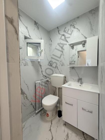 Apartament cu 3 camere decomandat în Banu Manta
