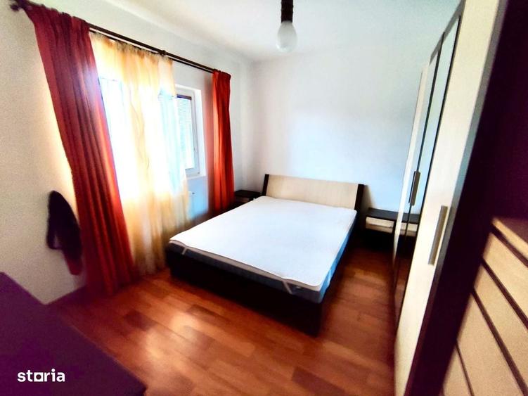 Apartament cu 3 camere decomandat în Aradului