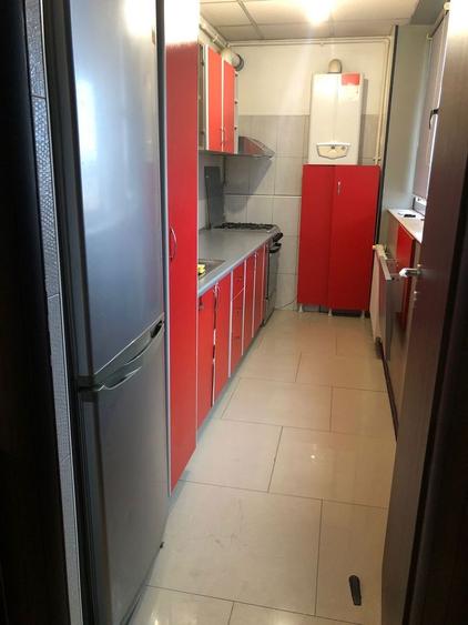 Apartament cu 3 camere decomandat în Militari