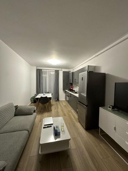 Apartament cu 2 camere nedecomandat în Calea Moldovei