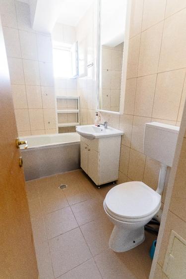 Garsonieră decomandată, mobilată în Brâncoveanu