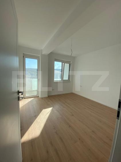 Apartament 3 camere, 65.40 mp, zona Independentei - 4