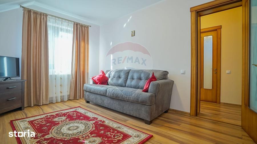Casă cu 4 camere cu Teren 742 Mp în Dârste