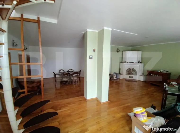 Casă cu 4 camere cu Teren 1500 Mp în Malu Mare