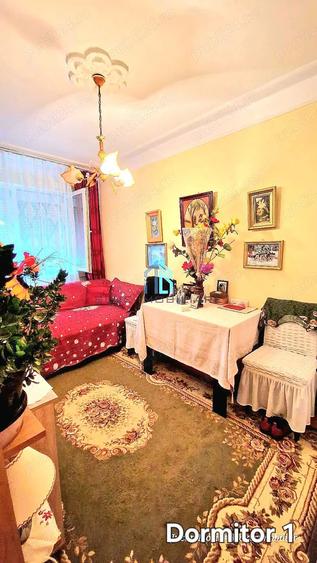 Apartament cu 3 camere semidecomandat în Tătărași