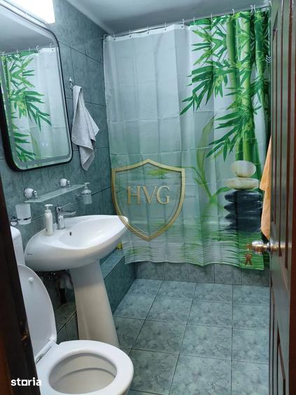 Apartament cu 3 camere decomandat, mobilat în Nerva Traian