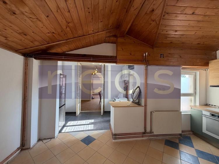 Apartament cu 3 camere în Știrbei Vodă