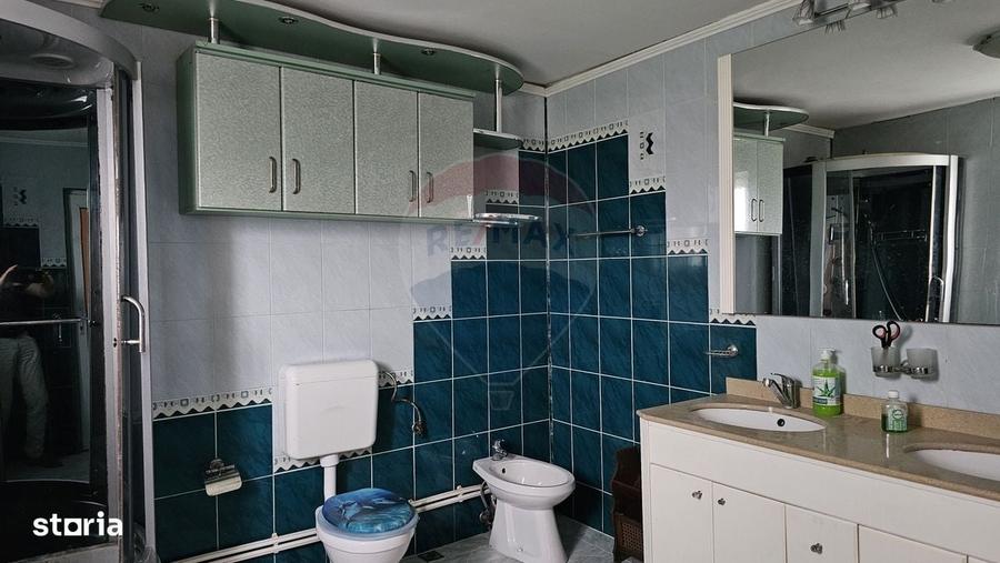 Casă cu 4 camere în Udești