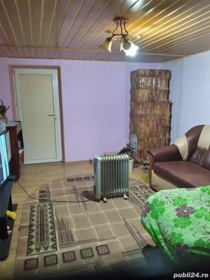 Casă cu 7 camere în Botoroaga