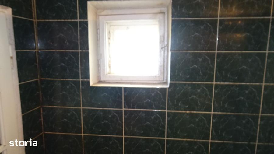 Casă cu 5 camere cu Teren 3450 Mp în Horea