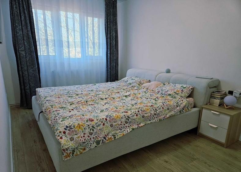 Apartament cu 4 camere decomandat, mobilat în Mănăștur
