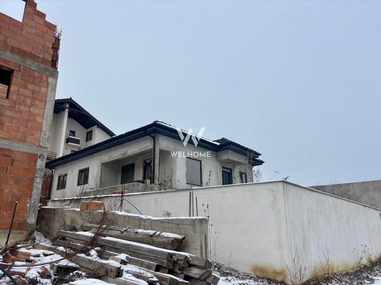 Casă individuală cu 4 camere cu Canalizare în Șelimbăr