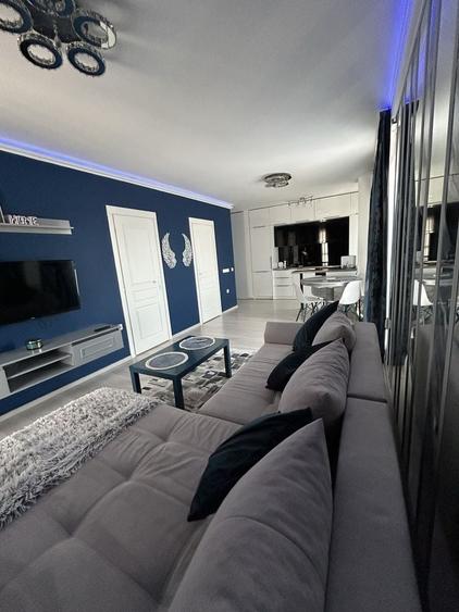 Apartament cu 2 camere decomandat în Exterior Vest