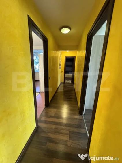 Apartament cu 3 camere decomandat în Central