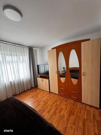 Apartament cu 2 camere decomandat în Uiești