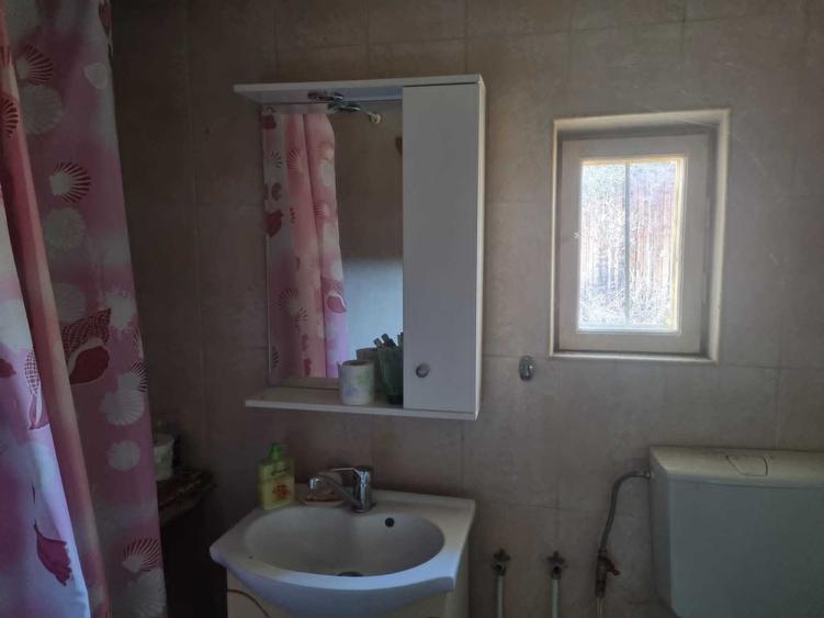 Casă cu 2 camere în Ciuperceni