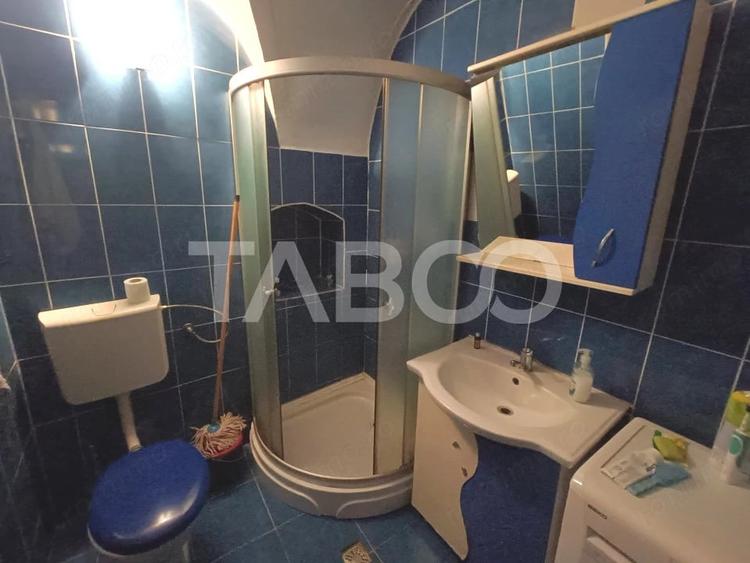 Apartament cu 3 camere semidecomandat în Orașul de Jos