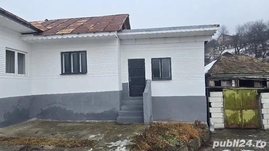 Casă cu 2 camere în Central