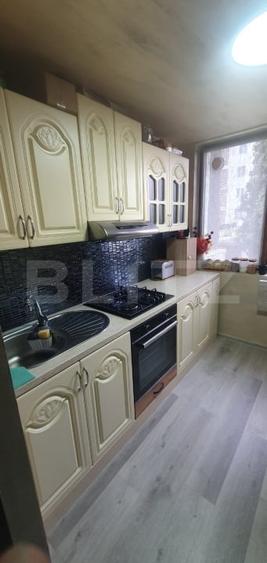 Apartament cu 3 camere semidecomandat, mobilat în Vatra Dornei