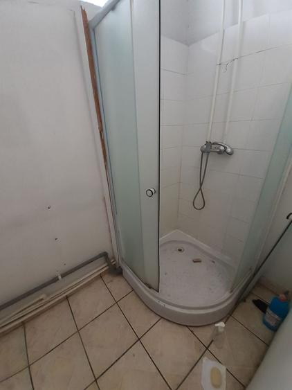 Spațiu industrial, de 1,065 mp, în Titan