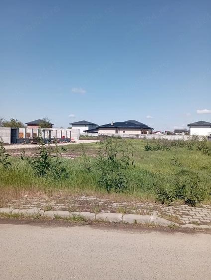 Teren intravilan - 2