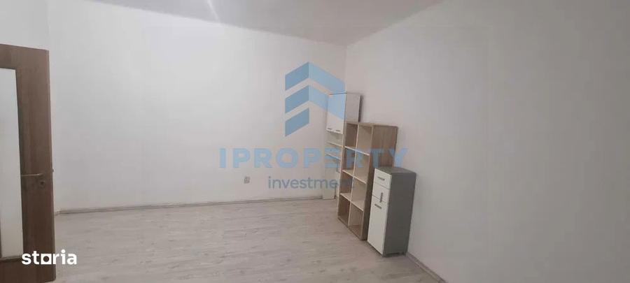 Casă cu 5 camere cu Teren 250 Mp în 1 Mai