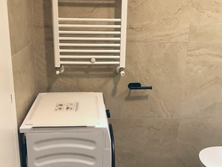 Apartament cu 2 camere decomandat, mobilat în Pipera