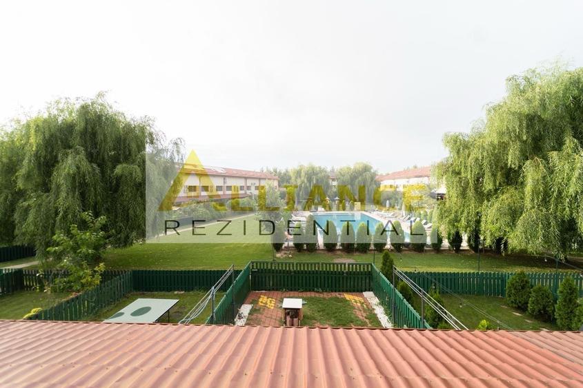 Casă individuală cu 4 camere cu Canalizare în Central