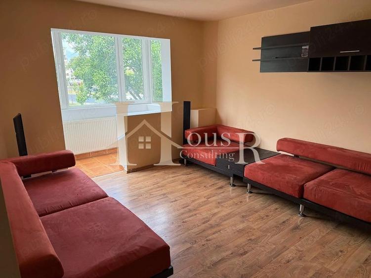Apartament cu 2 camere semidecomandat, mobilat în Complex Studențesc