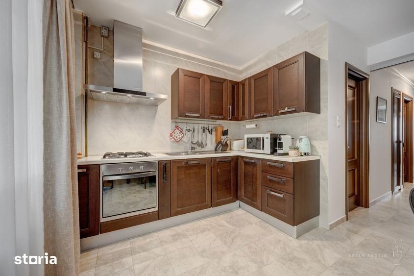 Casă cu 7 camere cu Teren 220 Mp în Unirii