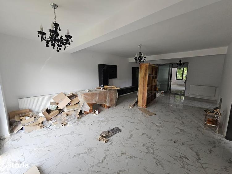 Casă cu 4 camere în Câmpulung Muscel