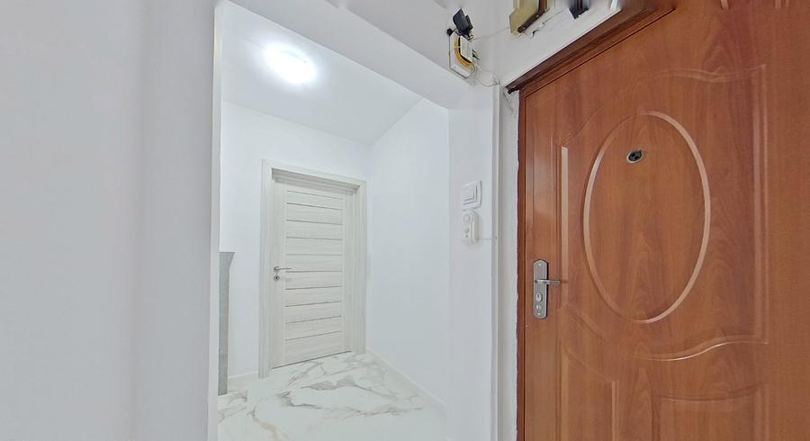 Apartament cu 2 camere semidecomandat în Aurel Vlaicu