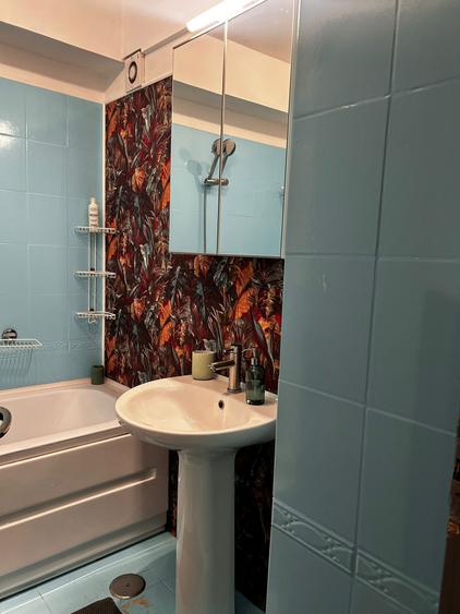 Penthouse cu 4 camere, mobilat în Polonă