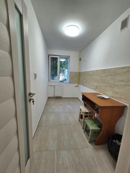 Apartament cu 2 camere decomandat în Apărătorii Patriei