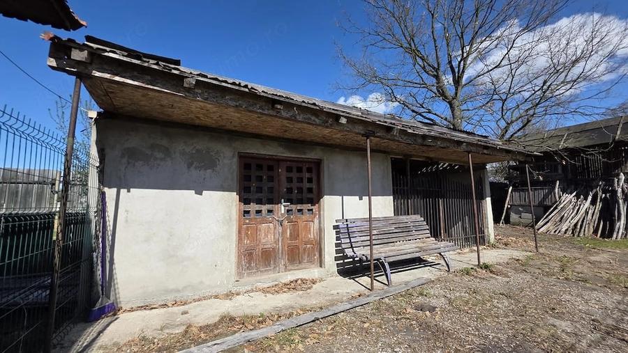 Casă cu 3 camere cu Teren 924 Mp în Budieni