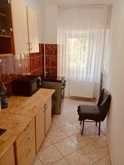 Garsonieră decomandată în Mihai Bravu