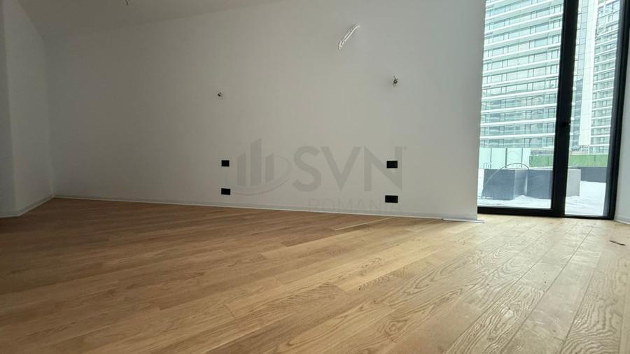 Apartament cu 4 camere decomandat în Barbu Văcărescu