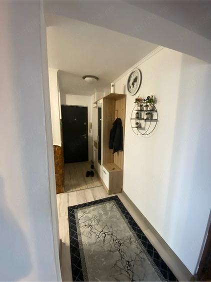 Apartament cu 2 camere decomandat în Între Lacuri