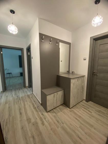 Apartament cu 2 camere decomandat în Alexandru Obregia