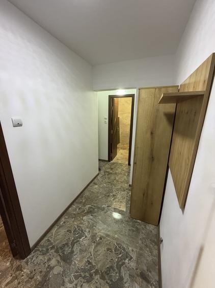 Apartament cu 2 camere decomandat în Vitan