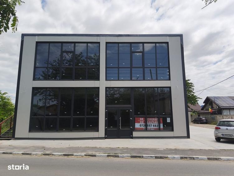 Spațiu comercial, de 375 mp, în Central