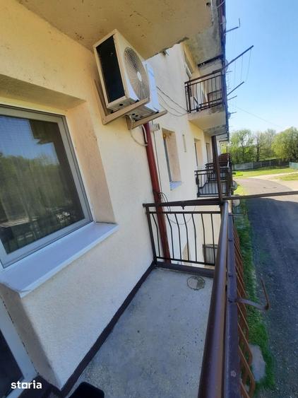 Apartament cu 2 camere decomandat în Micro 15