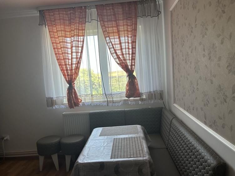 Casă cu 4 camere în Criș