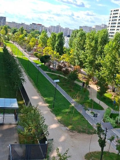 Apartament cu 3 camere decomandat, mobilat în Lujerului