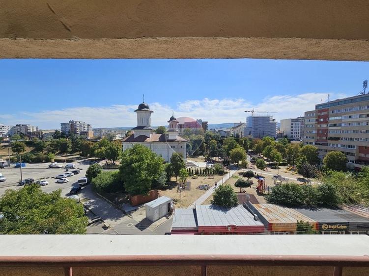 Apartament cu 2 camere decomandat în Mărăști
